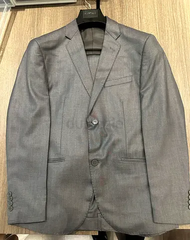Elegant Grey Suit Jacket for Men
