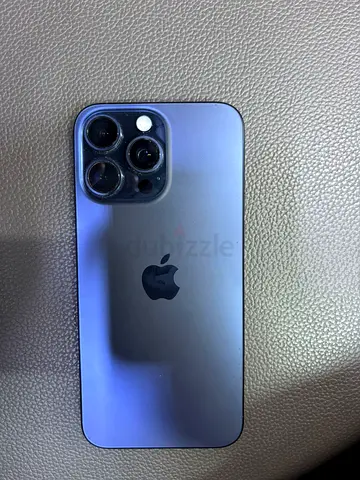 Apple iPhone 15 Pro mac - 256GB, very clean like new i use only 5 month