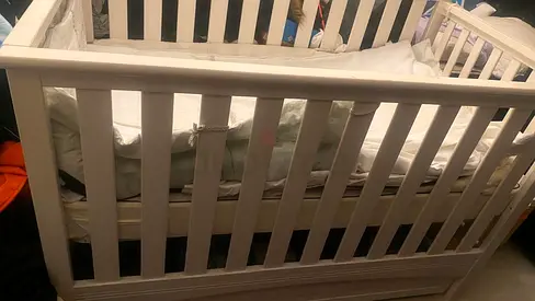 Baby  branded cot from 0 to 5 years old