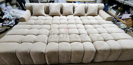 Luxurious Cream Sectional Sofa with Cushions