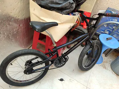 black bmx bike
