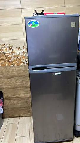 Reliable Double-Door Refrigerator with Fresh Storage