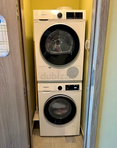 .Siemens iQ300 Separate Washer 9 kg Dryer 9 kg
