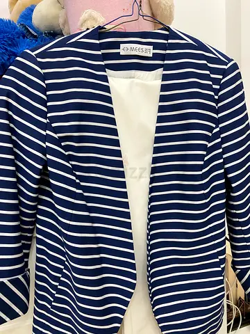 سترة نسائية مع بنطلون