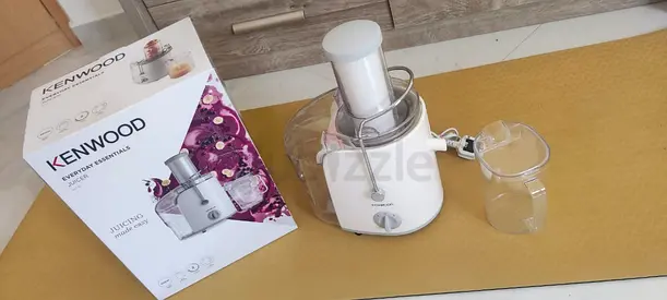 Kenwood Juicer - Perfect for Fresh Juice Lovers!
