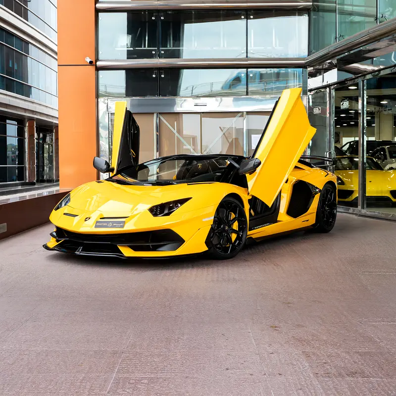 Lamborghini Aventador 2021 — photo 1 of 18