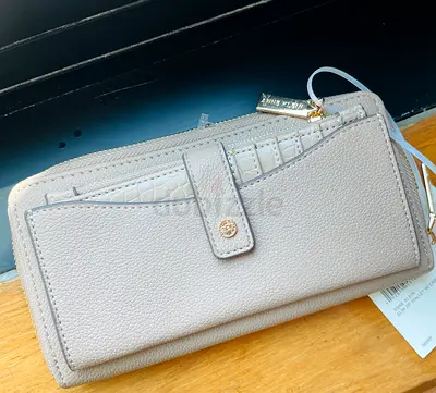 Anne klein wallet  with tags