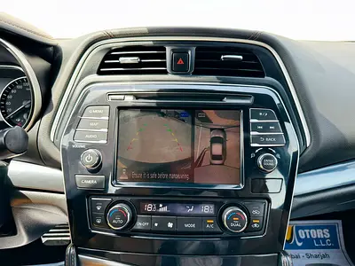 2021 Nissan MAXIMA 照片 8