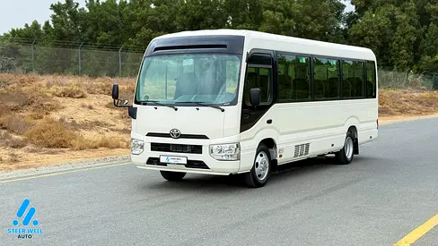 2025 Toyota Coaster 23-Seater Bus 4.0L Diesel RWD GCC Specs Full Option White