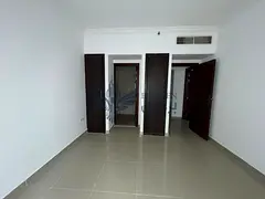 Limmeted offer 2Bhk 3washroom central AC central GAS