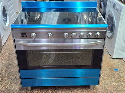 Smeg Electric Ceramic Cooker 90cm Same Like New