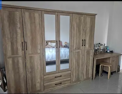 Stylish Wooden Wardrobe with Elegant Mirrors