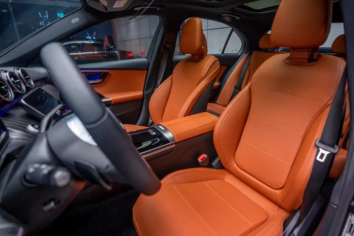 Mercedes-Benz C-Class 2025