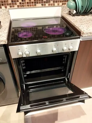 Siemens latest model Electric cooker like new 60:60cm