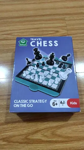 Brand new Learning toy - Chess set