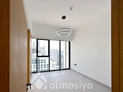 1 Month free | Specious &amp; Bright | Prime location