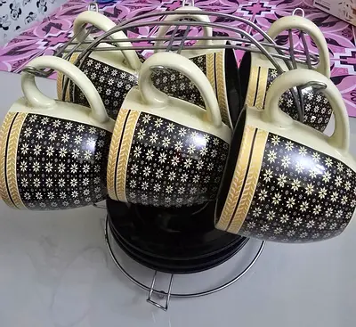 Elegant Black and Gold Coffee Cups 6 with Rack and 3 Plates