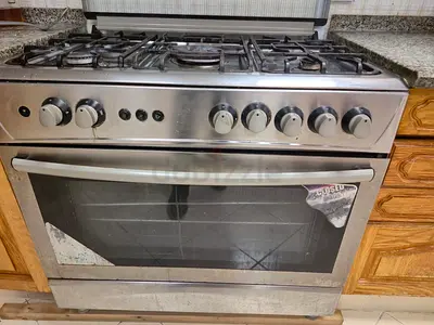 Gas Stove / Cooker