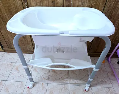 Foldable Baby Bathtub with Storage.