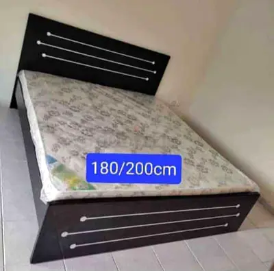 Stylish Double Bed Frame with Mattress 180x200 cm