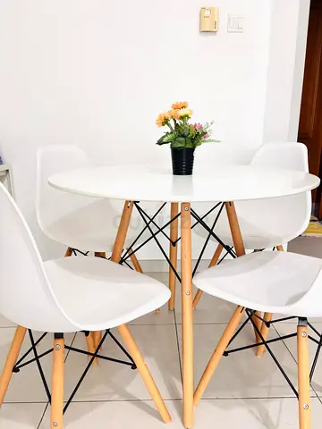 Modern Round Dining Table Set with Stylish Chairs