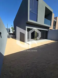 🏡 Corner Townhouse in Masaar – Robinia