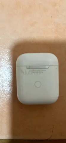 Apple AirPods Charging Case