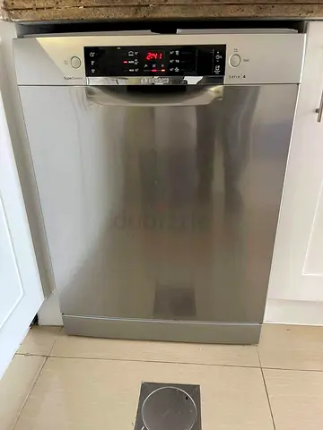 Bosch series 4 Dishwasher three raks