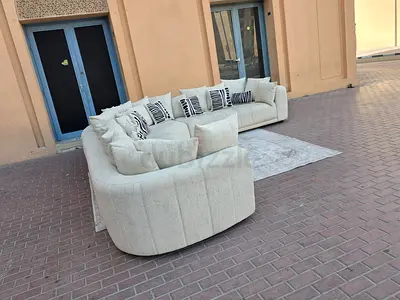 Looks great Condition pan home Corner Sofa Beige