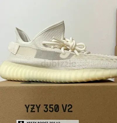 Yeezy 350 bone 10 US / 44