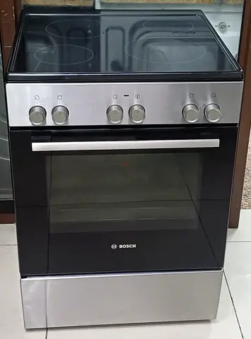 BOSCH Electric Ceramic Stove 4 Burners 60×60cm Mint Condition