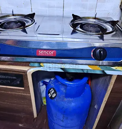 Sencor Double Burner Gas Stove with Gas Cylinder regulator