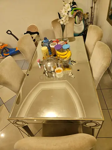 Great Dining Set for a Family - 6 Seater with Nice Mirror Table