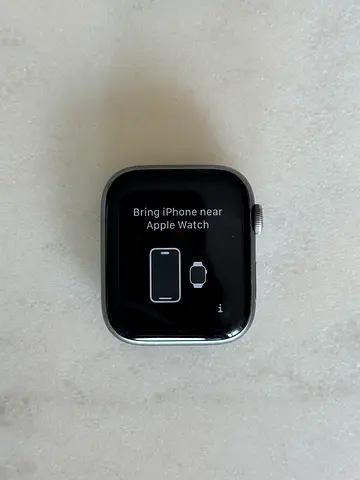 Apple Watch Series 4 - 44 mm