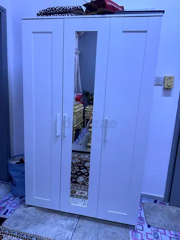 Sleek White Wardrobe with Mirror