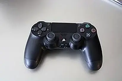 Black controller ps4
