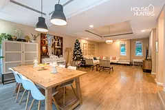 TH2 | Contemporary Upgrades | Vacant on Transfer.