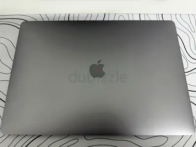 MacBook Pro 15″ (2019) – Intel i7, 16GB RAM, 256GB