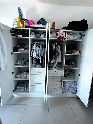 Stylish White Wardrobe with Ample Storage