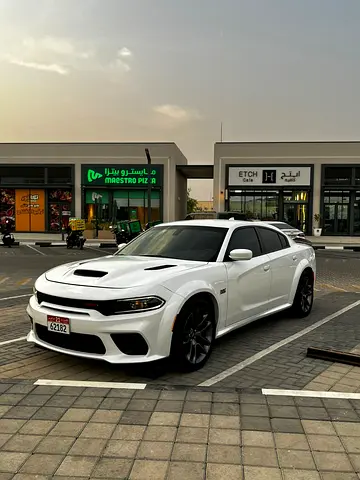 Dodge Charger 392 scat pack V8 from Canada