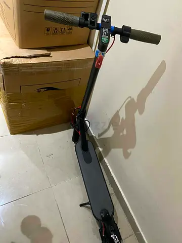 Electric scooter(need battery change/repair)