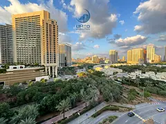 Brand New Unit I Luxury Living | Fitted Kitchen