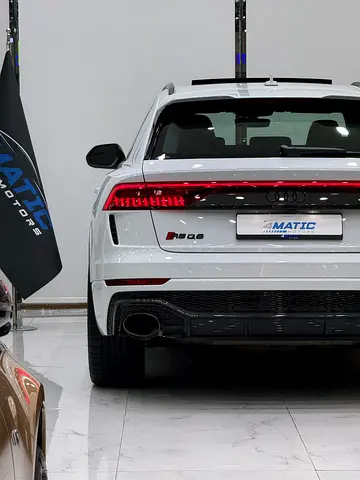 صورة 8 لـ 2021 AUDI RS Q8