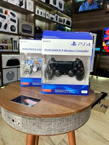 PS4 Controller ( 2 piece )
