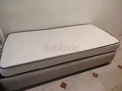 Comfortable Bed with Mattress for Sale