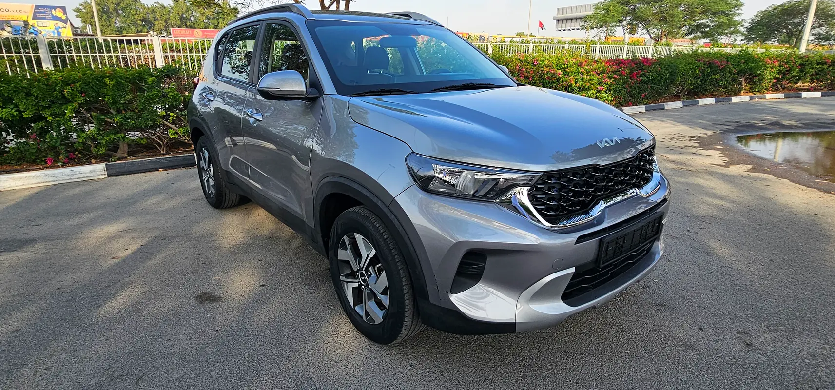 Kia Sonet 2024 — photo 1 of 15