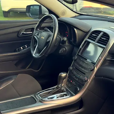 2012 Chevrolet MALIBU photo 14