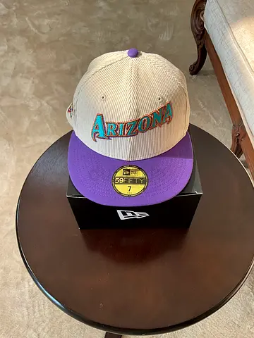 New era  mlb cap Arizona diamondback size 7