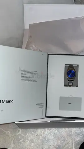 Stylish Blue Dial Watch by D1 Milano