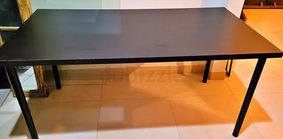 Table - Black
